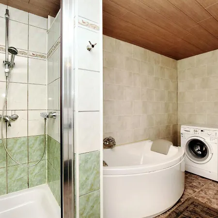 Lush Villa With Swimming Pool And Sauna * Petite Somme