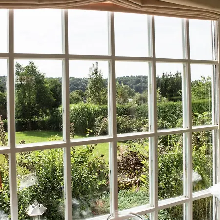 Lush Villa With Swimming Pool And Sauna Petite Somme