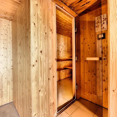 Βίλα Durbuy Luxe Villa With Pool