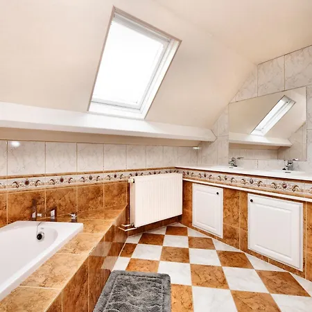 Durbuy Luxe Villa With Pool Βίλα