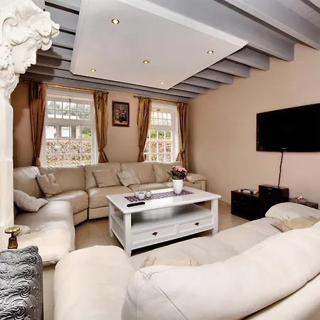 Durbuy Luxe Villa With Pool