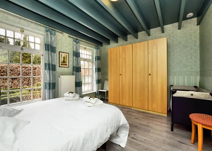 Durbuy Luxe With Pool Villa